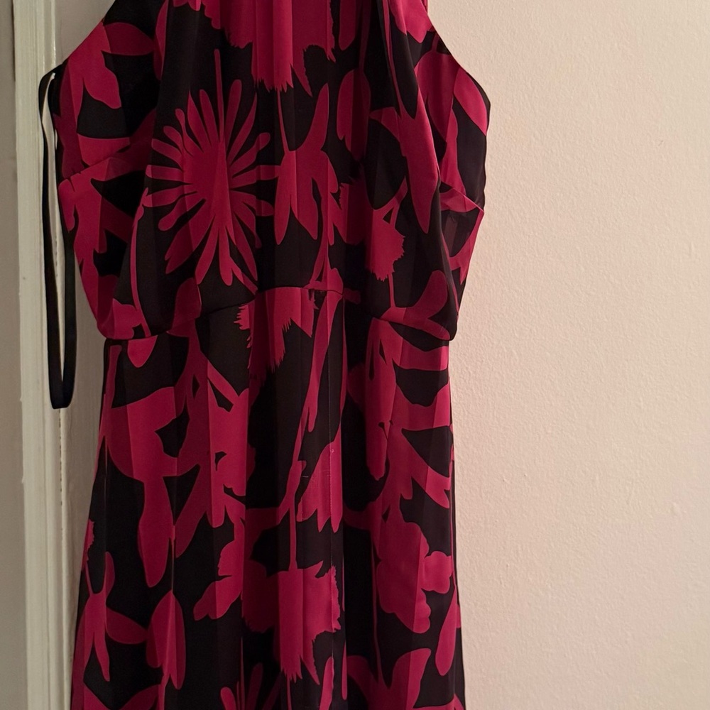 Milly Elegant Black and Pink Floral Dress